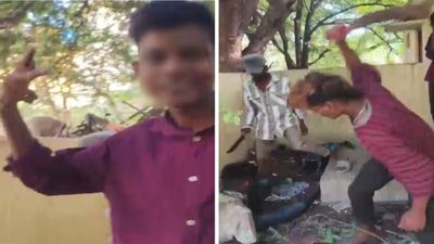 Tamil Nadu: MP के मजदूर पर दरांती से वार कर नाबालिगों ने मनाया जश्न, वीडियो देख कांप जाएगी रूह