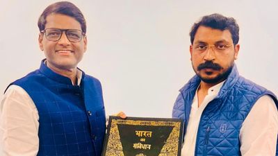 MP News: दतिया की बड़ी रैली से पहले चौंकाने वाला अपडेट—चंद्रशेखर आज़ाद ग्वालियर में दामोदर को करेंगे रिसीव