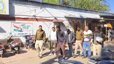 भोपाल में इंस्टामार्ट डिलीवरी बॉय को रात में रोका, लूट-मारपीट की, जानिए कैसे बदमाशों को कलारी पास से दबोचा