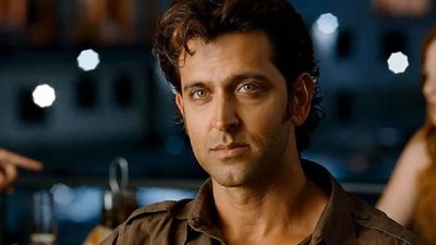 Hrithik Roshan Net Worth: 3100 करोड़ की संपत्ति के मालिक हैं ऋतिक रोशन, 52 की उम्र में कैसे बनाई इतनी दौलत?