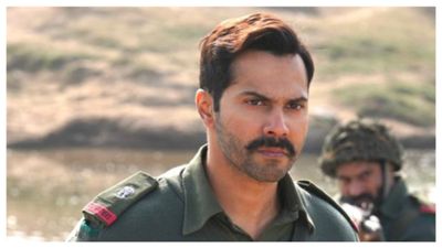 'बॉर्डर 2' में वरुण धवन को बनाया जा रहा है निशाना? रेडिट पर उछला कार्तिक आर्यन का नाम!