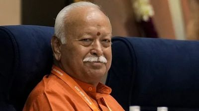 पहचान से उत्तरदायित्व तक : हिंदू समाज और भारत का भविष्य - मोहन भागवत