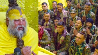 'अगर थोड़ी भी राष्ट्रीयता है तो', सैनिकों को देखकर Premanand Ji Maharaj ने कहा कुछ ऐसा, भर आएंगी आपकी भी आंखें