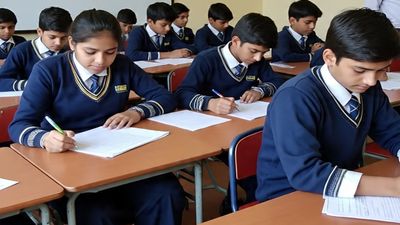 PSEB Board Exam 2026: पंजाब बोर्ड 10वीं-12वीं की परीक्षाएं फरवरी-मार्च से शुरू, देखें पूरी डेटशीट और टाइमिंग