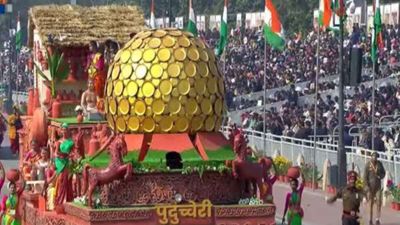77th Republic Day 2026: कर्तव्य पथ में वंदे मातरम् की गूंज,ऑपरेशन सिंदूर की गर्जना