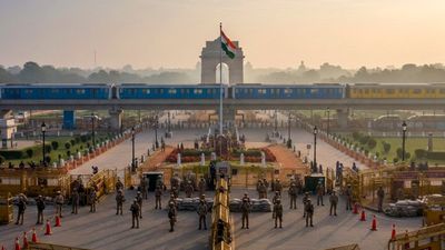 Delhi Metro Timings: 26 जनवरी पर दिल्ली मेट्रो की नई गाइडलाइन जारी, जानें टाइमिंग और पार्किंग में बदलाव।