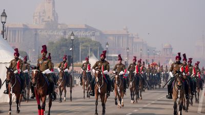 Republic Day Traffic Alert: बीटिंग रिट्रीट के कारण दिल्ली में ट्रैफिक डायवर्जन लागू, कौन-कौन से रूट रहेंगे बंद