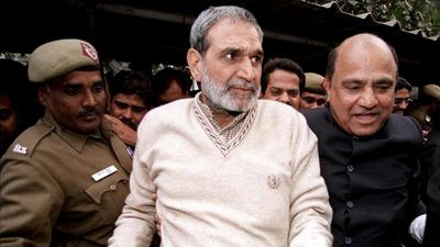 '10 अपनों को खोया, सज्जन को फांसी क्यों नहीं?',पूर्व कांग्रेस नेता के बरी होने पर फूट-फूट कर रोए पीड़ित परिवार