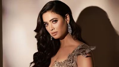 Shweta Tiwari Caste: शरीर पर 2 शादियों का दर्द झेल चुकीं श्वेता तिवारी की क्या है जाति? कौन सा धर्म मानती हैं?