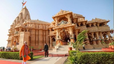 'अनगिनत आक्रमण, अटूट आस्था', सोमनाथ मंदिर पर हमले के 1000 साल, पीएम मोदी ने लिखा भावुक ब्लॉग