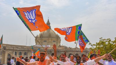 UGC Bill Protest Reason: बरेली मजिस्ट्रेट के इस्तीफे से BJP में बगावत! लखनऊ के 11 पदाधिकारियों का इस्तीफा-LIST