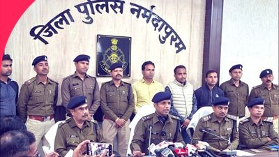 MP News: बीमारी ठीक करने का झांसा देकर लाखों की ठगी करने वाला अंतरराज्यीय गिरोह बेनकाब, दो आरोपी गिरफ्तार