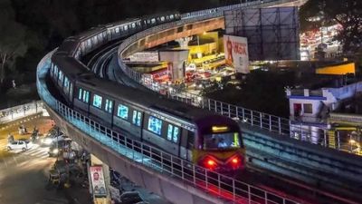 Bengaluru Metro: नम्‍मा मेट्रो में 'रोलर कोस्‍टर राइड का मिलेगा मजा, कौन सी है ये मेट्रो लाइन? PHOTO  वायरल