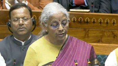 Budget 2026: 'दवा की दुकान' नहीं, अब 'दवाओं का आविष्कारक' बनेगा इंडिया, बॉयोफार्मा के लिए ₹40,000 करोड़ का फंड