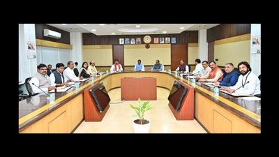 छत्तीसगढ़ कैबिनेट के अहम फैसले: किसानों को होली से पहले 10 हजार करोड़ रुपये का भुगतान