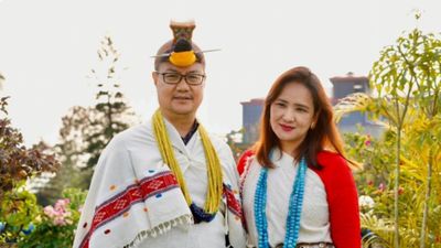 Love Story: देश के इस दिग्गज नेता को हुई थी पहली नजर में मोहब्बत, बीवी है गोल्डमेडलिस्ट, दिलकश है प्रेमकहानी