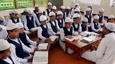 Uttarakhand मदरसा बोर्ड खत्म, अल्पसंख्यक शिक्षा प्राधिकरण के गठन की अधिसूचना जारी, जानिए किनको किया गया शामिल 