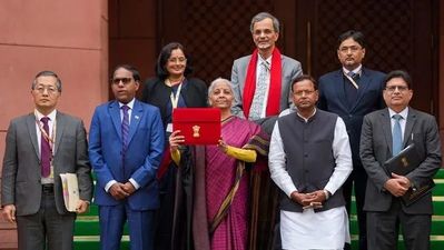 Budget 2026: 'कोरा बकवास बजट, झारखंड को कुछ नहीं मिला', भड़का  झारखंड मुक्ति मोर्चा