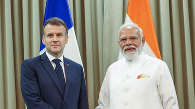 PM Modi Emmanuel Macron Meeting: मोदी-मैक्रों ने मिलकर लिया ऐसा फैसला, चीन-पाकिस्तान की उड़ी नींद