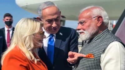 PM Modi के पॉकेट स्क्वायर पर Netanyahu का दिलचस्प रिएक्‍शन, पत्नी से जोड़ दिया कनेक्‍शन, देखें Viral Video