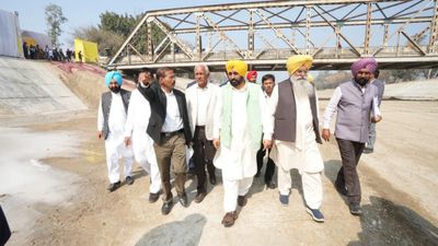 Punjab AAP: मुख्यमंत्री भगवंत सिंह मान ने किसानों को दिया बड़ा तोहफा, मालवा क्षेत्र तक पहुंचा नहर का पानी
