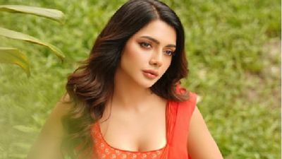 कौन हैं Ruhi Singh जिनके व्हाट्सऐप चैट हुए Leak? 'गंदे मैसेजेस' ने मचाया हंगामा, पुलिस हुई शॉक्ड, क्या हुई बात