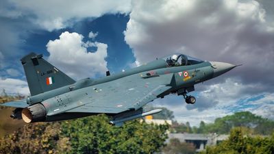 Tejas Aircraft Crash Reason: तेजस विमान कैसे अचानक हो गया क्रैश? बाल-बाल बचा पायलट, 3 साल में 3 बड़े हादसे 
