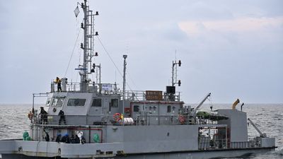 अरब सागर में बढ़ी टेंशन, अमेरिकी नेवी ने ईरानी ड्रोन को मार गिराया