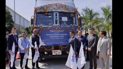 Adani Defence ने दिखा दी आत्मनिर्भर भारत की ताकत, 7 माह में सेना को सप्‍लाई की 2,000 स्वदेशी प्रहार लाइट मशीन