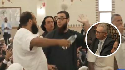 Anthony Albanese: 'यहां से बाहर निकलो', मस्जिद पहुंचे ऑस्ट्रेलियाई पीएम, फिर जो हुआ उसे देख दंग रह गई दुनिया