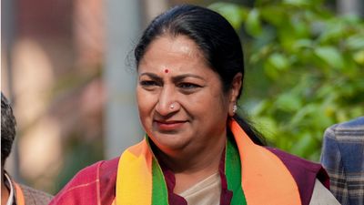 Delhi Power Cut: होली की मस्ती में पड़ेगी खलल! अगले 48 घंटे जनकपुरी-छतरपुर समेत कई इलाकों में गुल रहेगी बत्ती Delhi Pink Saheli Card: दिल्ली में 50 सेंटर से मिलेगा 'पिंक सहेली कार्ड', महिलाओं की बस यात्रा बिल्कुल मुफ्त