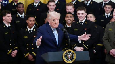 US-Israel-Iran War: ईरान के खिलाफ अब रुकेगा महायुद्ध? ट्रंप ने सैन्य अभियान समेटने के दिए संकेत