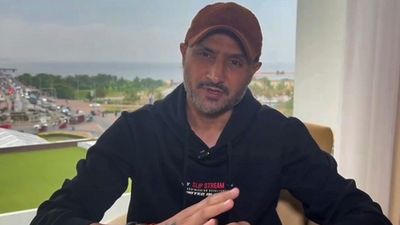 वर्ल्ड कप जीत का जश्न या मजहब की जंग? हरभजन सिंह ने कीर्ति आजाद के बयान की उड़ाई धज्जियां