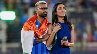 जीत के जश्न में हार्दिक पांड्या ने की बड़ी गलती, पुलिस में शिकायत दर्ज, गर्लफ्रेंड के कारण फंसे क्रिकेटर?