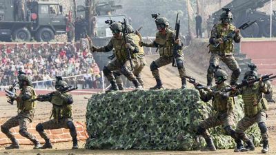 Indian Army में ऑफिसर बनने का रास्ता हुआ आसान, ग्रेजुएट जवानों की लगी लॉटरी, क्या हैं नए नियम?