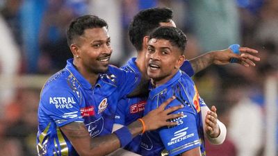 IPL 2026 Mumbai Indians Schedule: मुंबई इंडियंस को 2 मैचों में मिलेगी टक्कर, पहले चरण का पूरा शेड्यूल
