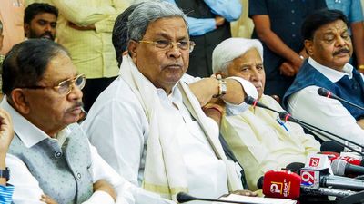 Karnataka Social Media Banned: इस उम्र वालों के लिए सोशल मीडिया बैन! जाति पर कानून, कर्नाटक बजट के 10 फैसले