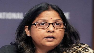 ChatGPT को पछाड़ा! भारत में इस सरकारी ऐप ने रातों-रात बनाया नया रिकॉर्ड, वजह जानकर चौंक जाएंगे! LPG Shortage: क्या एलपीजी का स्टॉक खत्म होने वाला है? सरकार ने कहा- रोज 25 लाख सिलेंडर बुक हो रहे