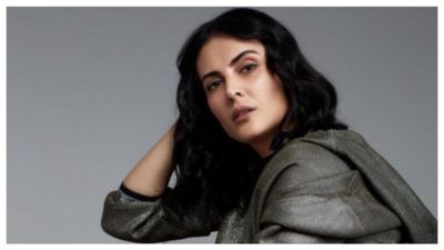 अमेरिका-इजरायल हमले के बीच भारत छोड़ ईरान जाना चाहती है ये बॉलीवुड एक्ट्रेस, वहां की हालत पर हैं दुखीं