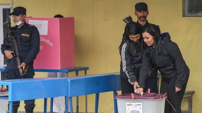 Nepal Election 2026: भारत के लिए क्यों जरूरी है नेपाल का ये चुनाव? किसके हाथ लगेगी सत्ता? समझें पूरा गणित