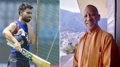 Rinku Singh ने ठुकराया सरकारी सम्मान? 3 करोड़ के इनाम के साथ मिली पक्की नौकरी! पर रिंकू ने मांगी माफी    