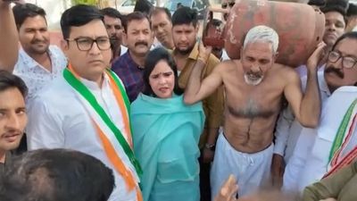 MP News: मध्य प्रदेश में LPG संकट, गैस नहीं मिलने से ठंडी पड़ी रसोई, होटल-ढाबे बंद होने की कगार पर