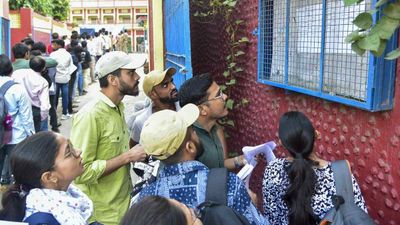 UP Board Result 2026: कब आएगा 10वीं-12वीं बोर्ड का रिजल्ट? कॉपी जांच को लेकर सामने आया बड़ा अपडेट