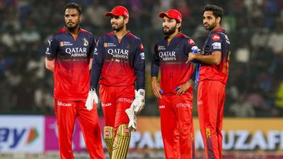 RCB को बड़ा झटका, IPL 2026 से बाहर हुए यश दयाल! टीम के डायरेक्टर ने बताई असली वजह 