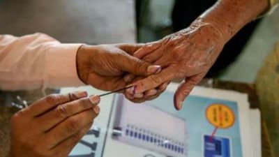 Elections 2026: Assam-Kerala और Puducherry में एक साथ मतदान, समझें 296 सीटों का गणित-पुख्ता सुरक्षा