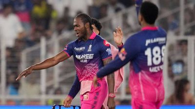 GT vs RR: जीता हुआ मैच हार गई गुजरात टाइटंस, जोफ्रा आर्चर ने 19वें ओवर में पलट दिया गेम