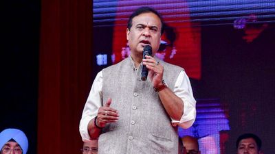 'अभी और सबूत आने बाकी हैं', पवन खेड़ा की खुली चुनौती पर भड़के हिमंता, 48 घंटे के अंदर करेंगे मानहानि का केस?