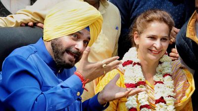  Punjab Elections: नवजोत कौर सिद्धू की नई पार्टी का BJP से होगा गठबंधन? चुनाव से पहले बताया प्लान