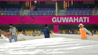 RR vs MI: बारिश के कारण राजस्थान-मुंबई मैच नहीं हुआ शुरू, कब होगा मुकाबले का टॉस