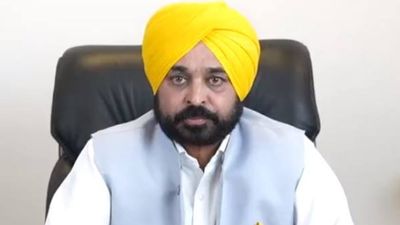 पंजाब में खत्म होगी ठेकेदारी प्रथा, 65 हजार कच्चे और आउटसोर्स कर्मचारियों को पक्का करेगी भगवंत मान सरकार